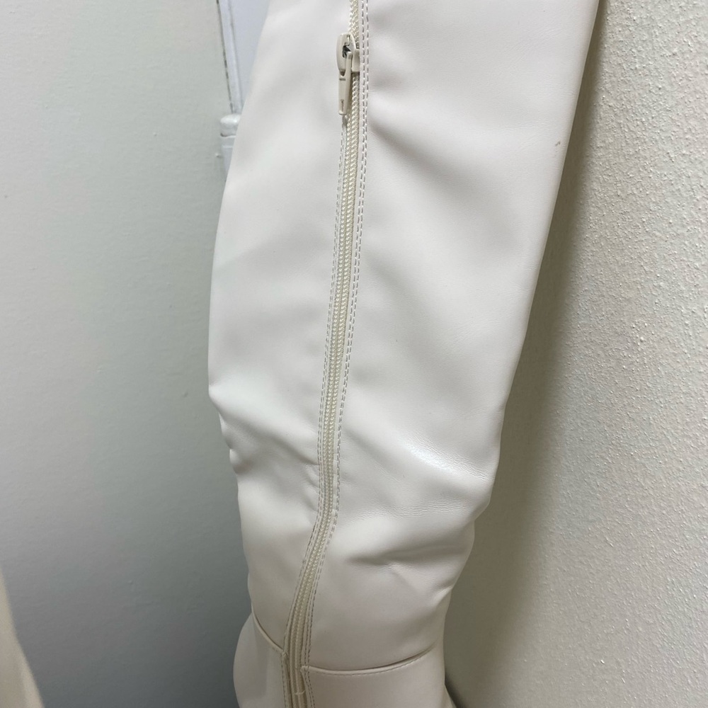 Elegant off-White,6,Knee-High Women's Boots,block heel,vegan leather,pointed toe - Picture 4 of 8